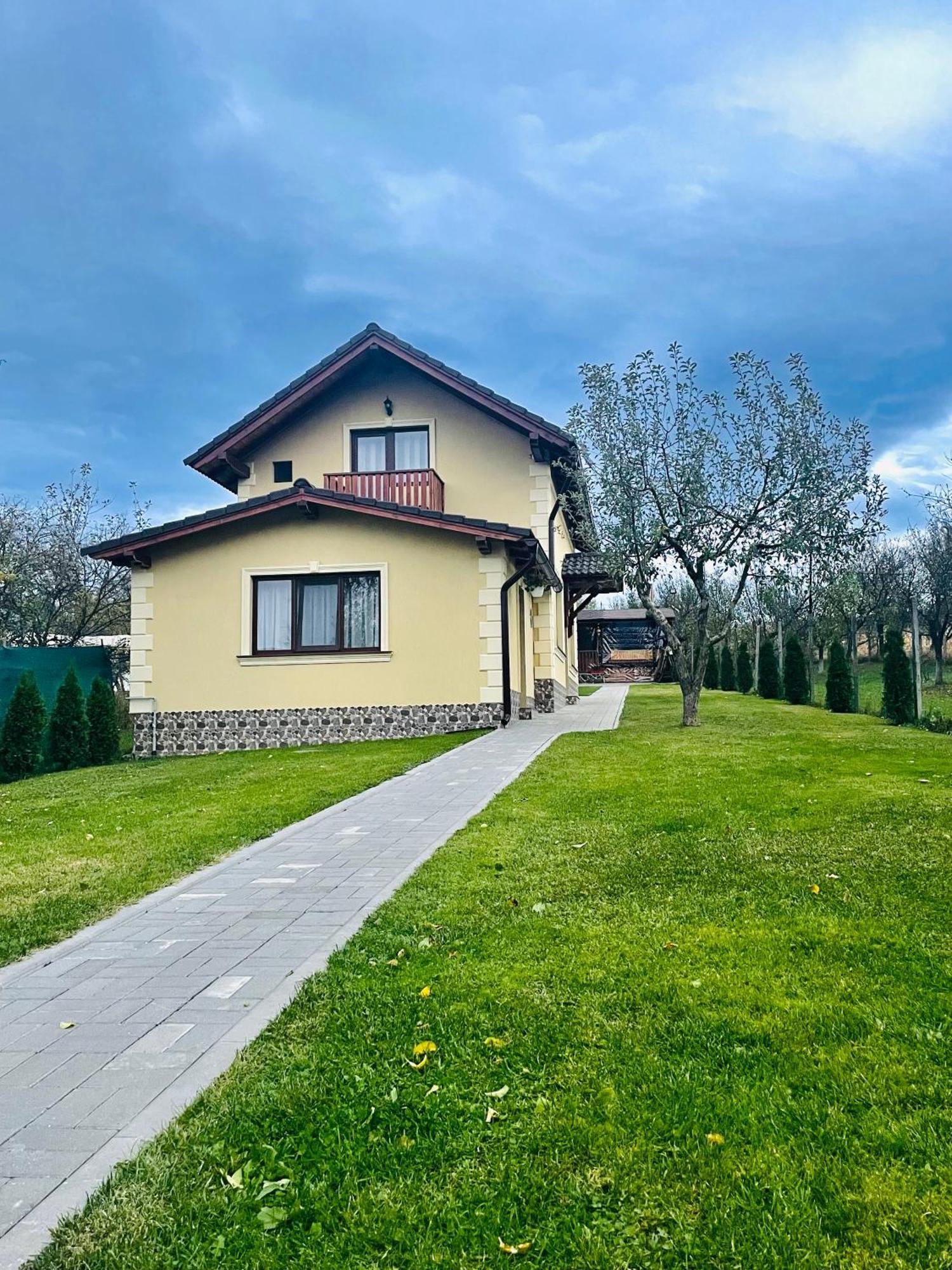 Casa De Vacanta Orlat ภายนอก รูปภาพ