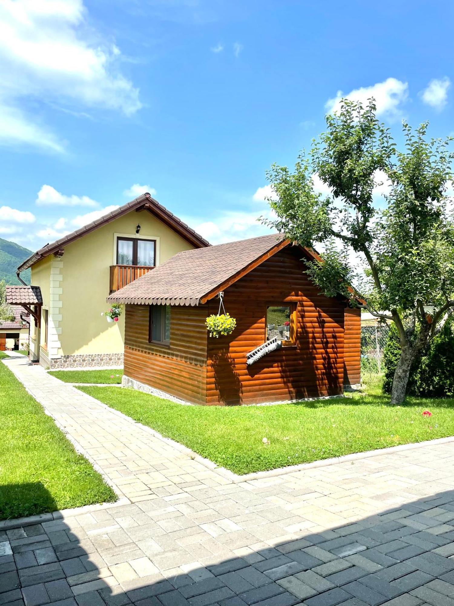 Casa De Vacanta Orlat ภายนอก รูปภาพ
